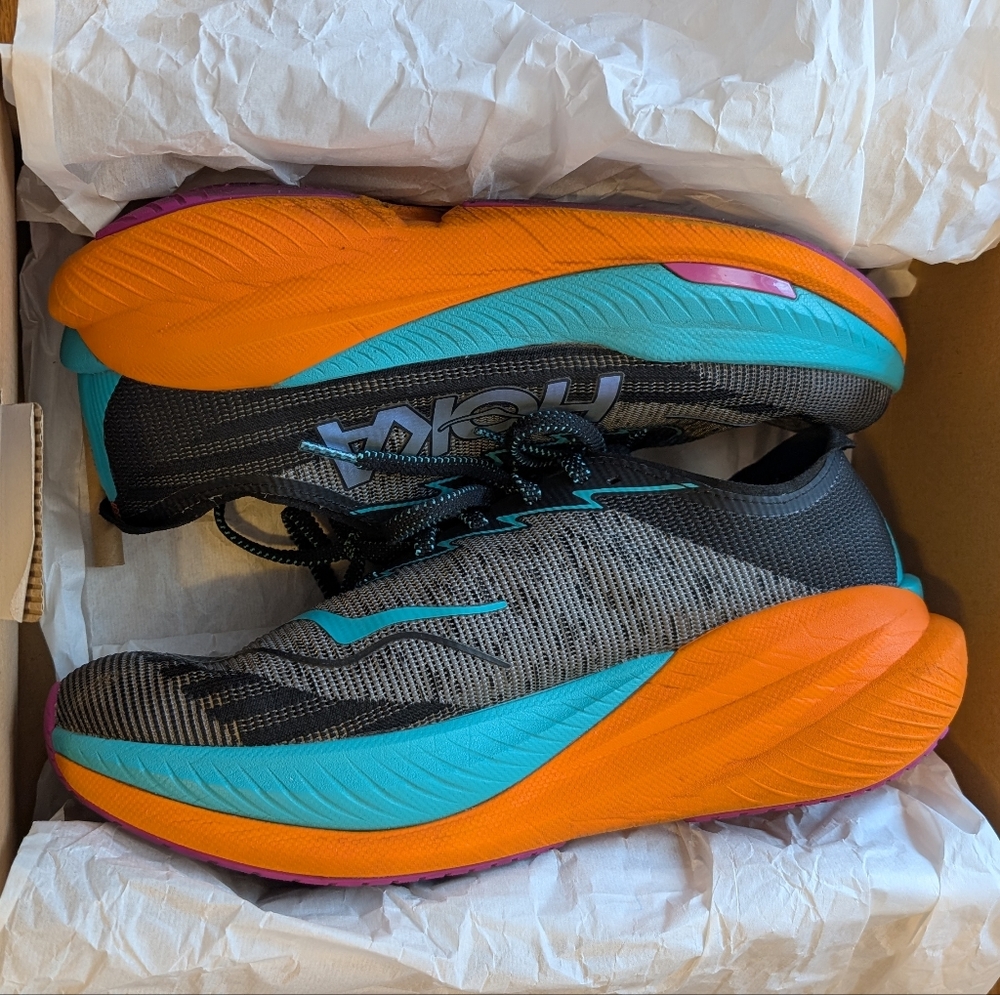 HOKA Mach X2 Men's 11D - Picture 8 of 8
